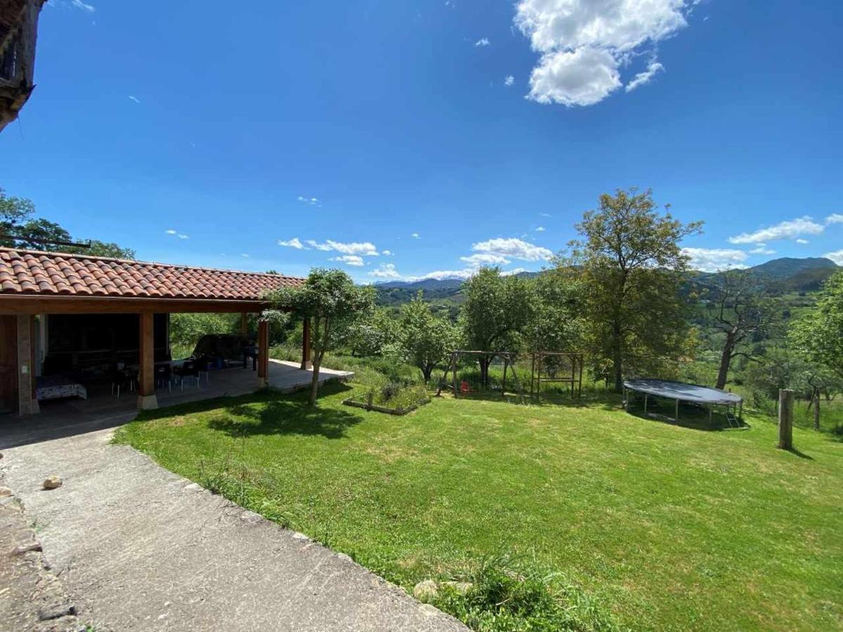 Casa Rural El Bohio Les Arriondes Exterior foto